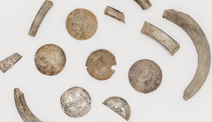 Imagem da matéria: Caçadora de tesouros descobre moeda descentralizada da Era Viking: “Parece Bitcoin”