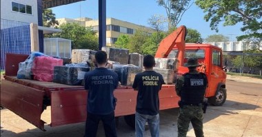 Imagem da matéria: Operação da Receita Federal fica com máquinas de mineração de bitcoin de casal vindo do Paraguai
