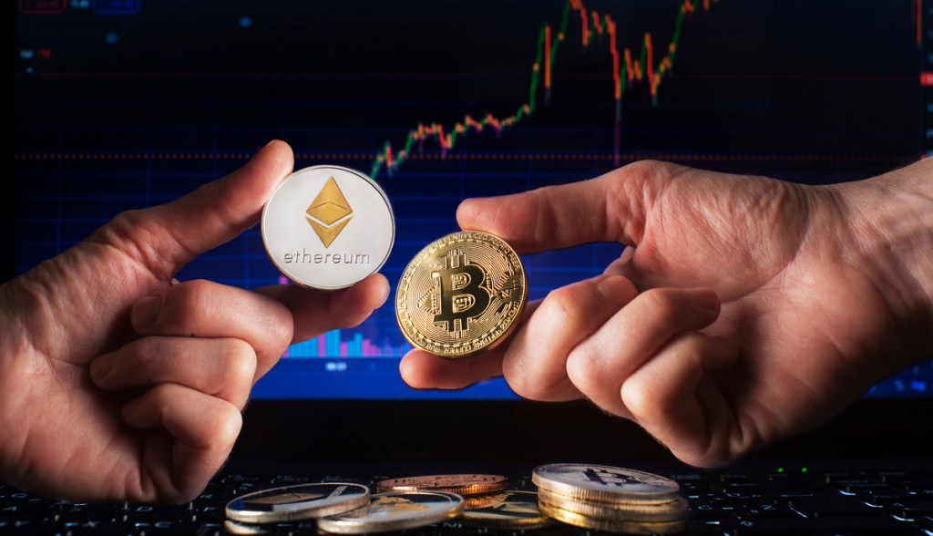 Imagem da matéria: Bitcoin (BTC) sobe 17% e Ethereum (ETH) 25% desde 'crash' do início da semana