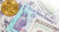 Imagem da matéria: Estudo diz que 0,02% dos cheques de auxílio nos EUA foram usados para comprar bitcoin
