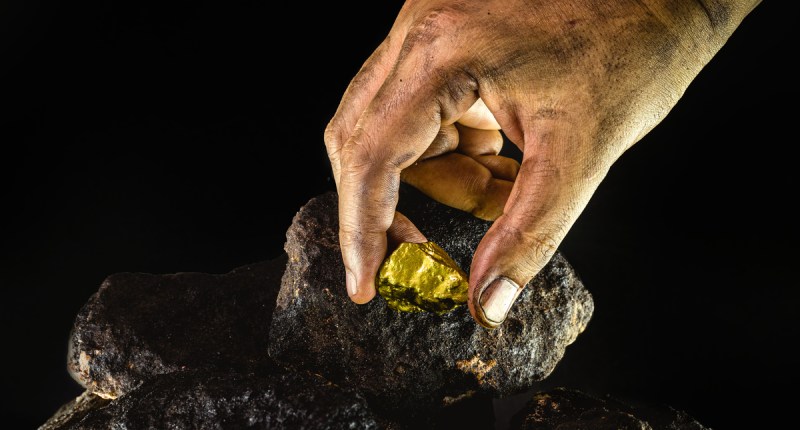 Imagem da matéria: MPF pede R$ 10,6 bilhões em ações contra empresas acusadas de extrair e vender ouro ilegal