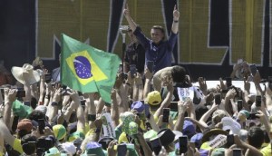 Imagem da matéria: Deputado do PT pede para TSE apurar uso de criptomoedas em atos pró-Bolsonaro