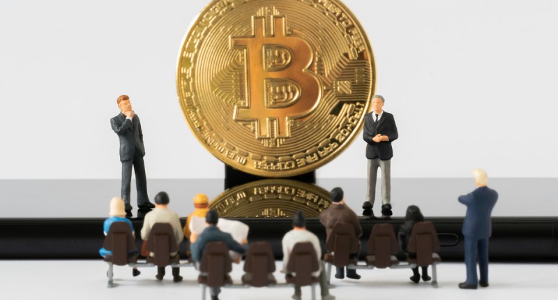 Imagem da matéria: Tradicional escola de negócios dos EUA irá aceitar pagamento em bitcoin e ether