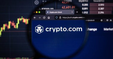 Imagem da matéria: Moeda do Crypto.com (CRO) dispara 17% e busca espaço entre as 10 maiores do mercado