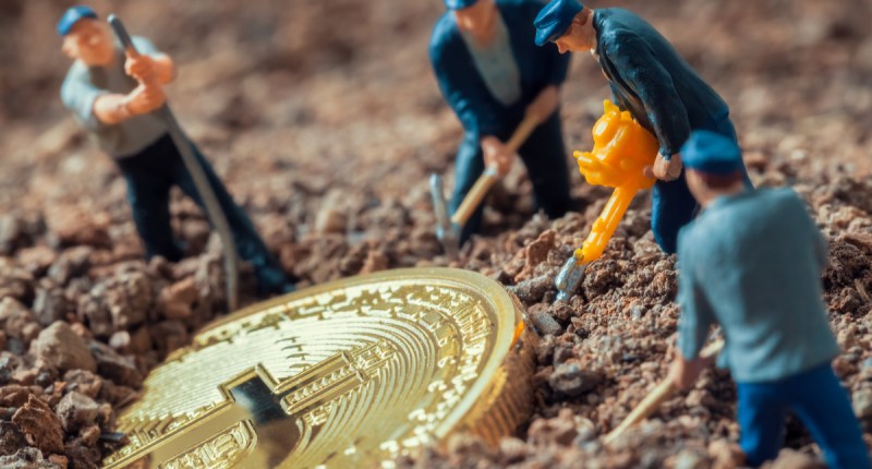 Imagem da matéria: Dificuldade de mineração do bitcoin cai pela primeira vez em 2022