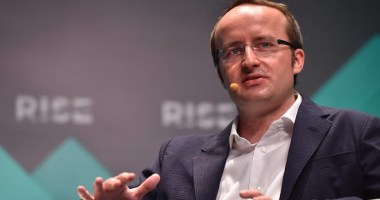 Imagem da matéria: CEO da Crypto.com critica Coinmarketcap por posição da corretora