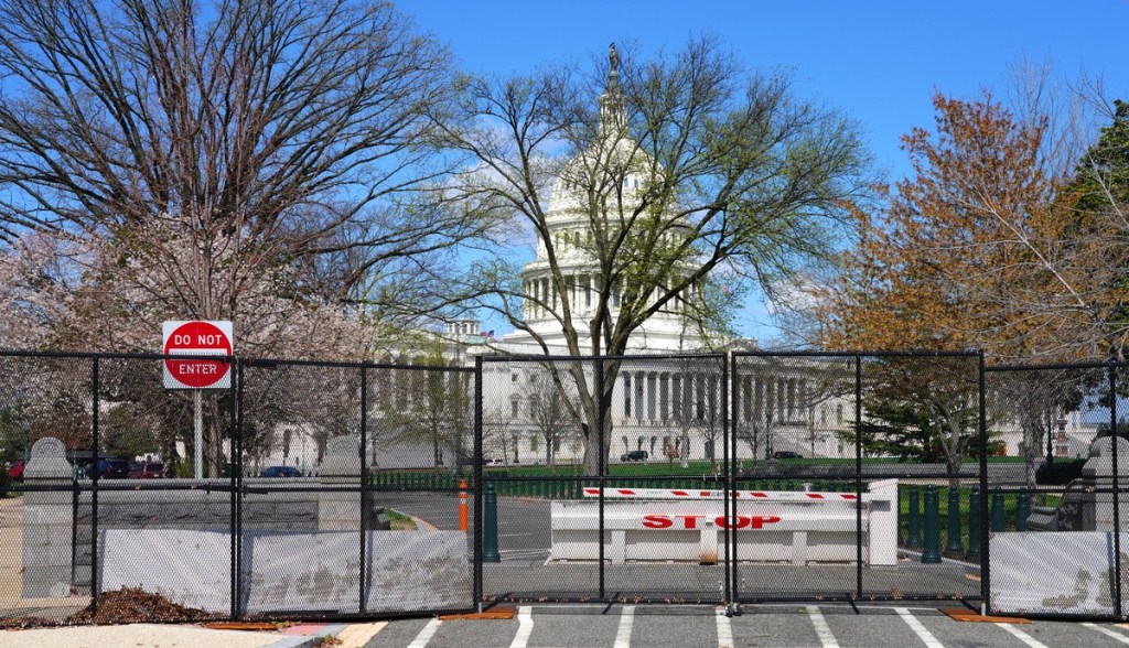 Imagem da matéria: Senado dos EUA intima envolvidos no ataque ao Capitólio por receberem doações em bitcoin