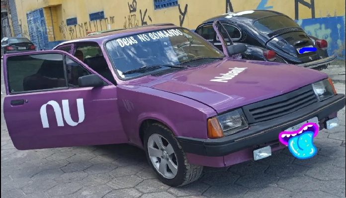 Imagem da matéria: O Chevette do Nubank: brasileiro cria 'roxinho móvel'