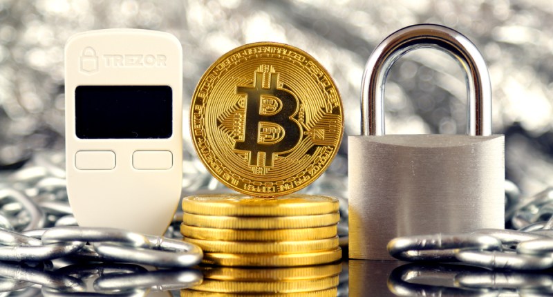 Imagem da matéria: Hacker quebra segurança da Trezor e ajuda usuário a recuperar US$ 2 milhões em criptomoedas