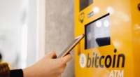 Imagem da matéria: Empresa que opera 4 mil ATMs de Bitcoin pede recuperação judicial; operação no Brasil segue normalmente