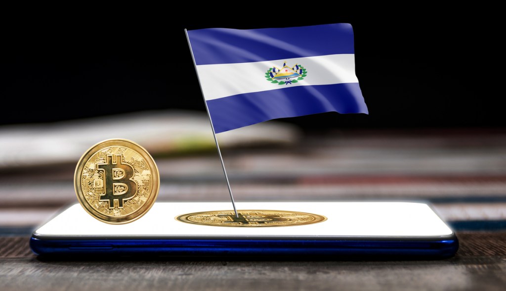 Imagem da matéria: Crédito soberano de El Salvador está em risco com adoção do Bitcoin, diz Moody's