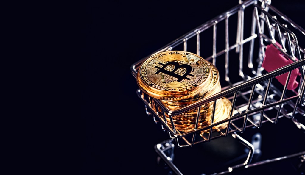 Dinheiro que você gastou na Black Friday hoje valeria o triplo com o Bitcoin