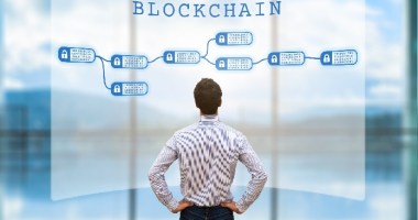 Imagem da matéria: Itaú abre vaga para especialista em blockchain e smart contracts