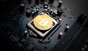 Imagem da matéria: Intel revela imagens do seu primeiro chip de mineração de bitcoin