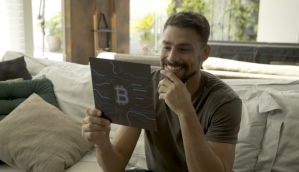 Cauã Reymond em vídeo promocional da Atlas Quantum