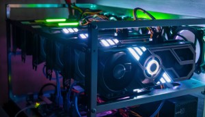 Imagem da matéria: PM de Goiás prende homem que vendia equipamentos de mineração de criptomoedas roubados