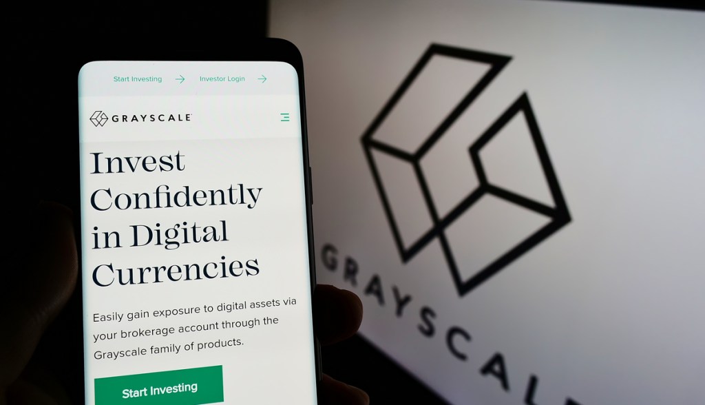 Imagem da matéria: Desconto do Grayscale Bitcoin Trust diminui com o aumento do otimismo dos ETFs