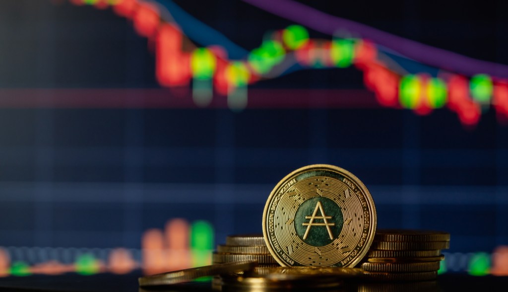 Imagem da matéria: Cardano (ADA) dispara 25% com lançamento de nova bridge e crescimento do setor DeFi