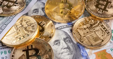 Imagem da matéria: Bitcoin sobe após inflação dos EUA desacelerar para 2,8% em fevereiro