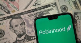 Imagem da matéria: Robinhood compra a exchange de criptomoedas Bitstamp por US$ 200 milhões