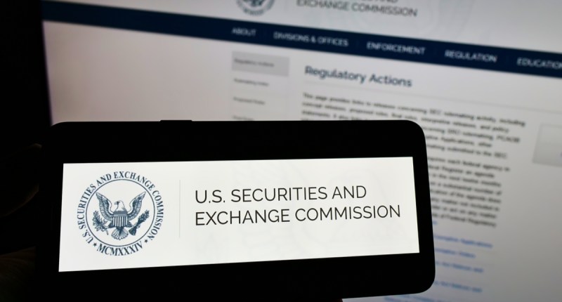 Imagem da matéria: Pedido de clareza da Coinbase sobre regras de cripto "deve ser negado" , diz CVM dos Estados Unidos