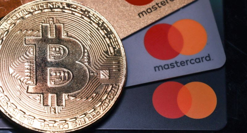Imagem da matéria: Empresa lança cartão pré-pago de bitcoin que promete anonimato total aos usuários
