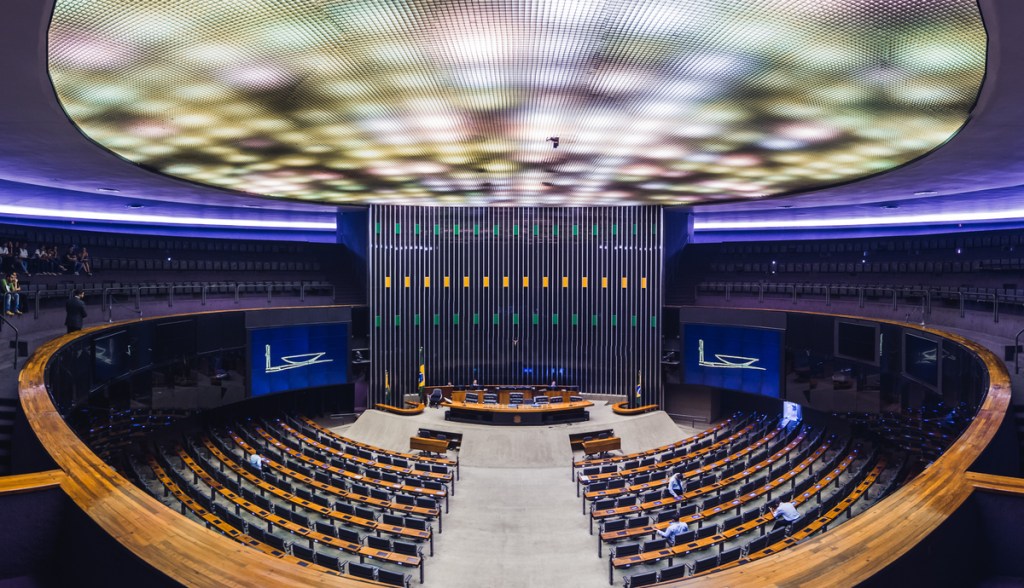 Imagem da matéria: Segregação patrimonial para corretoras vira disputa central do projeto de lei das criptomoedas