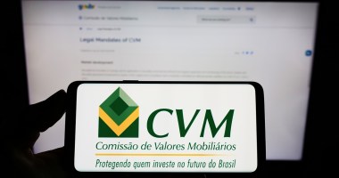 Celular mostra logo da CVM