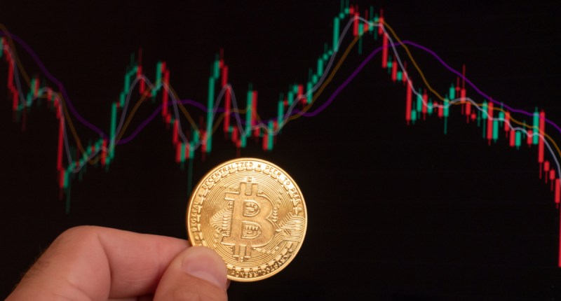 Imagem da matéria: ETF que aposta contra o bitcoin dispara 300% em uma semana