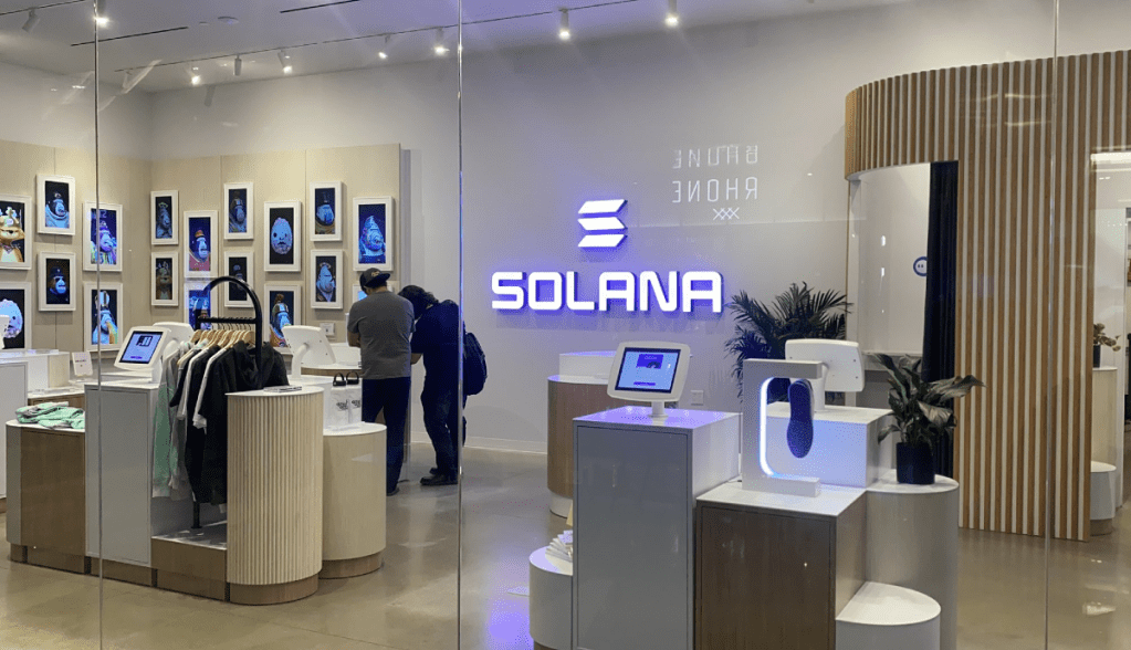 Imagem da matéria: Solana abre loja física em Nova York que servirá como “embaixada” da criptomoeda