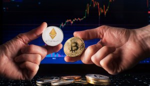 Imagem da matéria: Semana cripto: Bitcoin (BTC) e Ethereum (ETH) ensaiam recuperação à medida que Fusão se aproxima