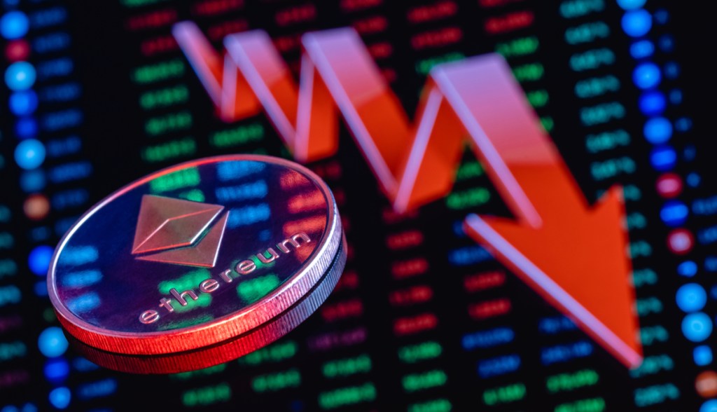 Imagem da matéria: Ether despenca em meio à preocupação dos investidores com a Fusão
