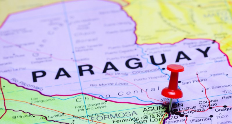 Alfinete em mapa do Paraguai