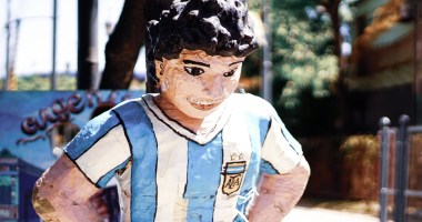 Estátua de Maradona