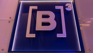 Placa com o logotipo da b3