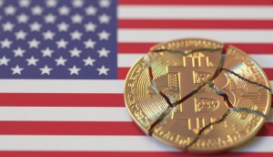 Bandeira dos EUA com bitcoin