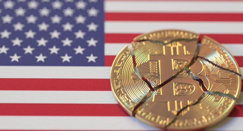 Bandeira dos EUA com bitcoin