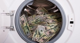Lavadora lavando dinheiro