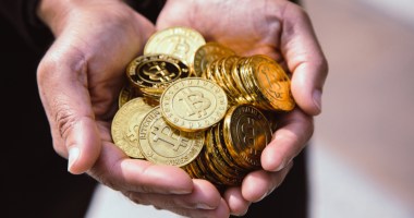 Imagem da matéria: Investidores aproveitam queda do Bitcoin para acumular ainda mais moedas