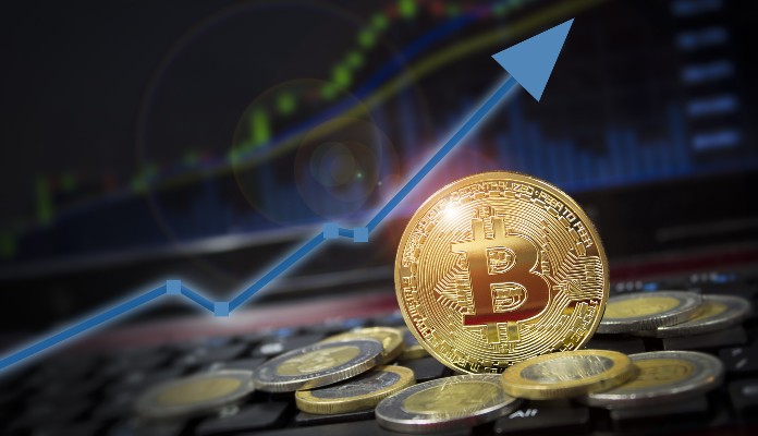 Imagem da matéria: Bitcoin pode chegar a US$ 112 mil este ano com fluxo de ETFs, diz analista