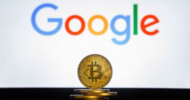 Moeda de bitcoin com o logotipo do google