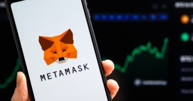 Imagem da matéria: MetaMask anuncia que vai coletar dados de usuários e enfrenta chuva de críticas