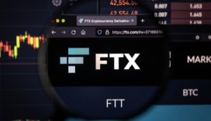 Lupa sobre o logotipo da FTX