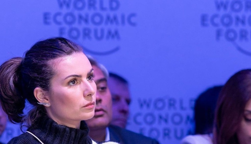 nathalia arcuri do me poupe forum davos