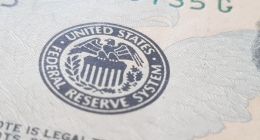 Imagem da matéria: Fed mantém taxa de juros e afeta Bitcoin e Ethereum