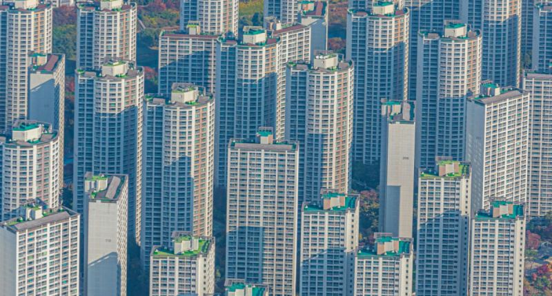 Vista aérea de vários edifícios na coreia do sul