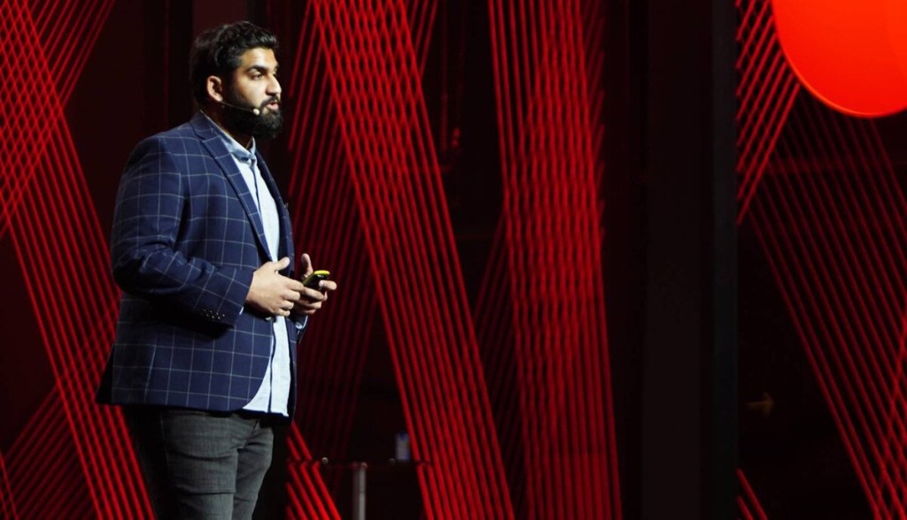 Imagem da matéria: Executivo da Mastercard deixa emprego e vende pedido de demissão como NFT