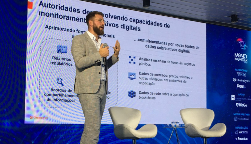 Jonathan Levin, cofundador da Chainalysis palestrando em evento Criptorama/Money Monster Brazil na terça-feira (6 de junho).