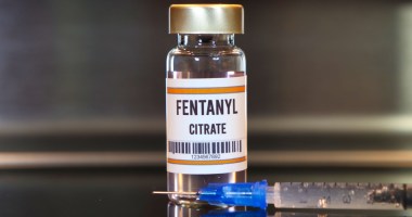 Imagem da matéria: Fentanil: tráfico de opioide com uso de criptomoedas avança e entra na mira das autoridades