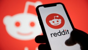 Logo do Reddit no celular